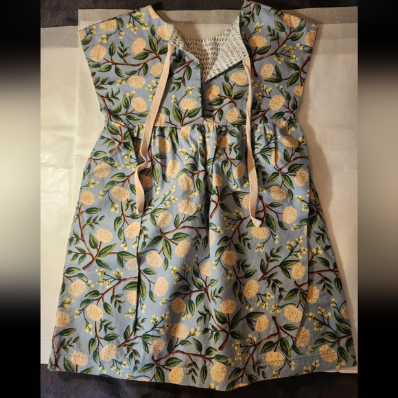 Girls Thimble dress - Picture 2 of 4